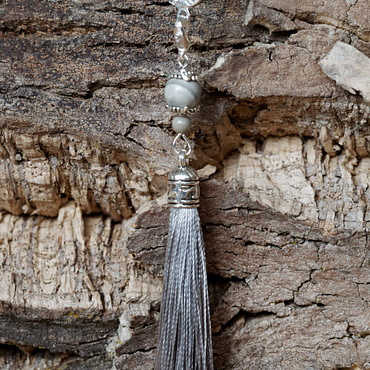 Marqueur Gris tricot ou crochet en perle gris bois rayures (fait main)